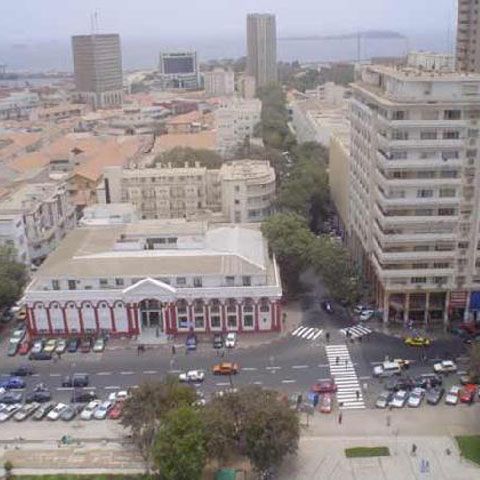 Scandalul valizei cu bani oferite de preşedinte FMI-ului continuă să facă valuri în Senegal