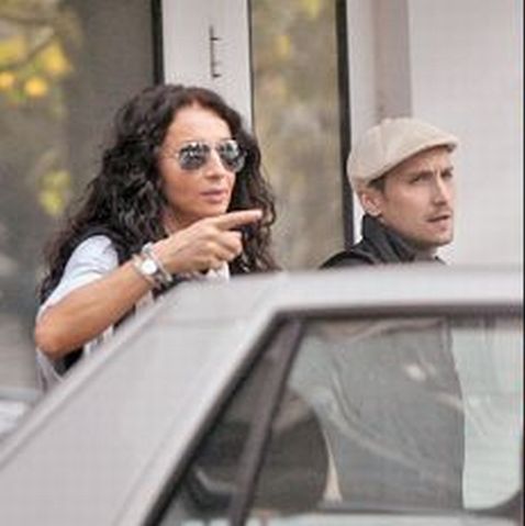 Întoarsă în România, Mihaela Rădulescu e nedespărţită de Dani Oţil  - FOTO
