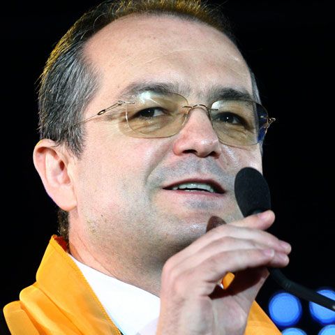 Boc spune că Guvernul Croitoru va trece de Parlament şi infirmă că ar urma să candideze la Cameră