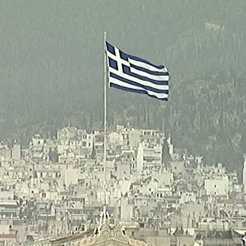 O bombă a explodat în faţa casei fostului ministru al Educaţiei din Grecia