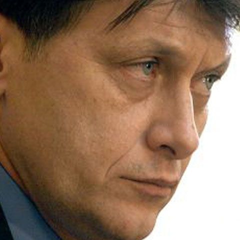 Antonescu vorbeşte despre formarea unui tandem neoficial Băsescu-Geoană, cu sprijinul mass-media 
