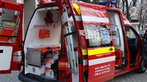 Opt directori de şcoli din Braşov au fost implicaţi într-un grav accident rutier