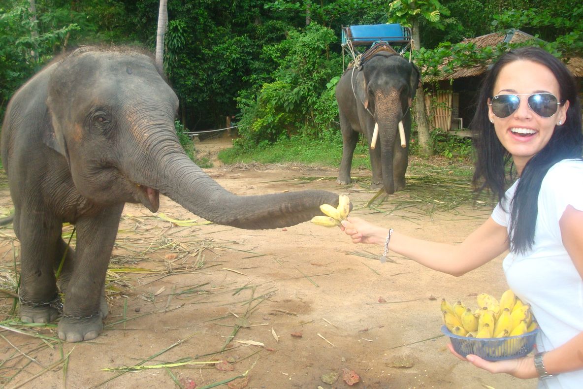 Andreea Raicu, două săptămâni de linişte în Asia - FOTO