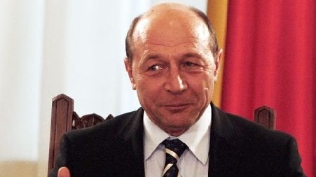 Băsescu a discutat telefonic cu premierul moldovean, cu o zi înainte de alegeri