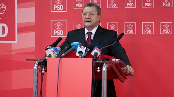 Duvăz: Băsescu a avut o relaţie foarte apropiată cu S.O.Vîntu şi a aprobat privatizarea Petromodia