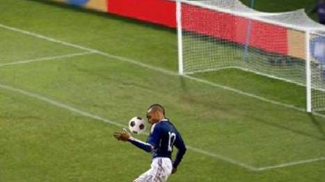 A apărut un joc cu \"mâna lui Henry\". Intră şi joacă-te!