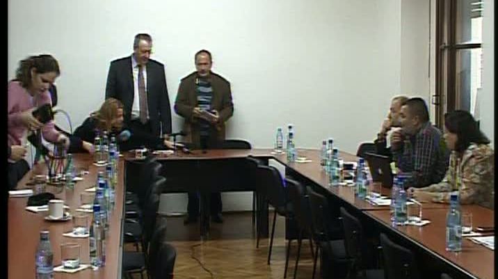 Sorin Roşca Stănescu şi Bogdan Chirieac au încălcat Codurile Deontologice ale CRP şi AJR 