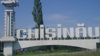 Cetăţenia română costă 5.000 de euro la Chişinău