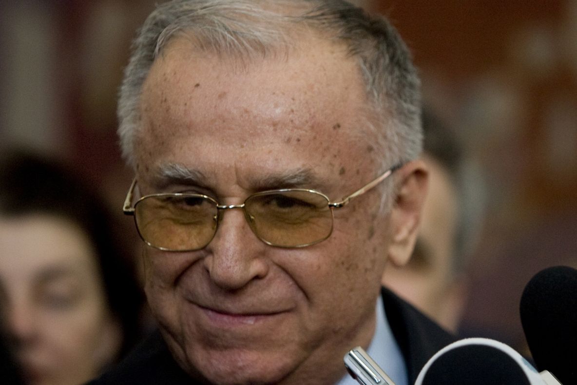 Iliescu despre votul lui Geoană: Fiecare votează după cum îl duce capul