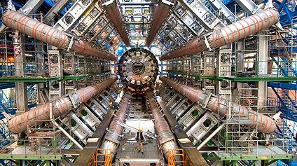 Energie record la LHC
