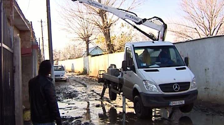 Un tânăr de 22 de ani din sectorul cinci al Capitalei a murit electrocutat