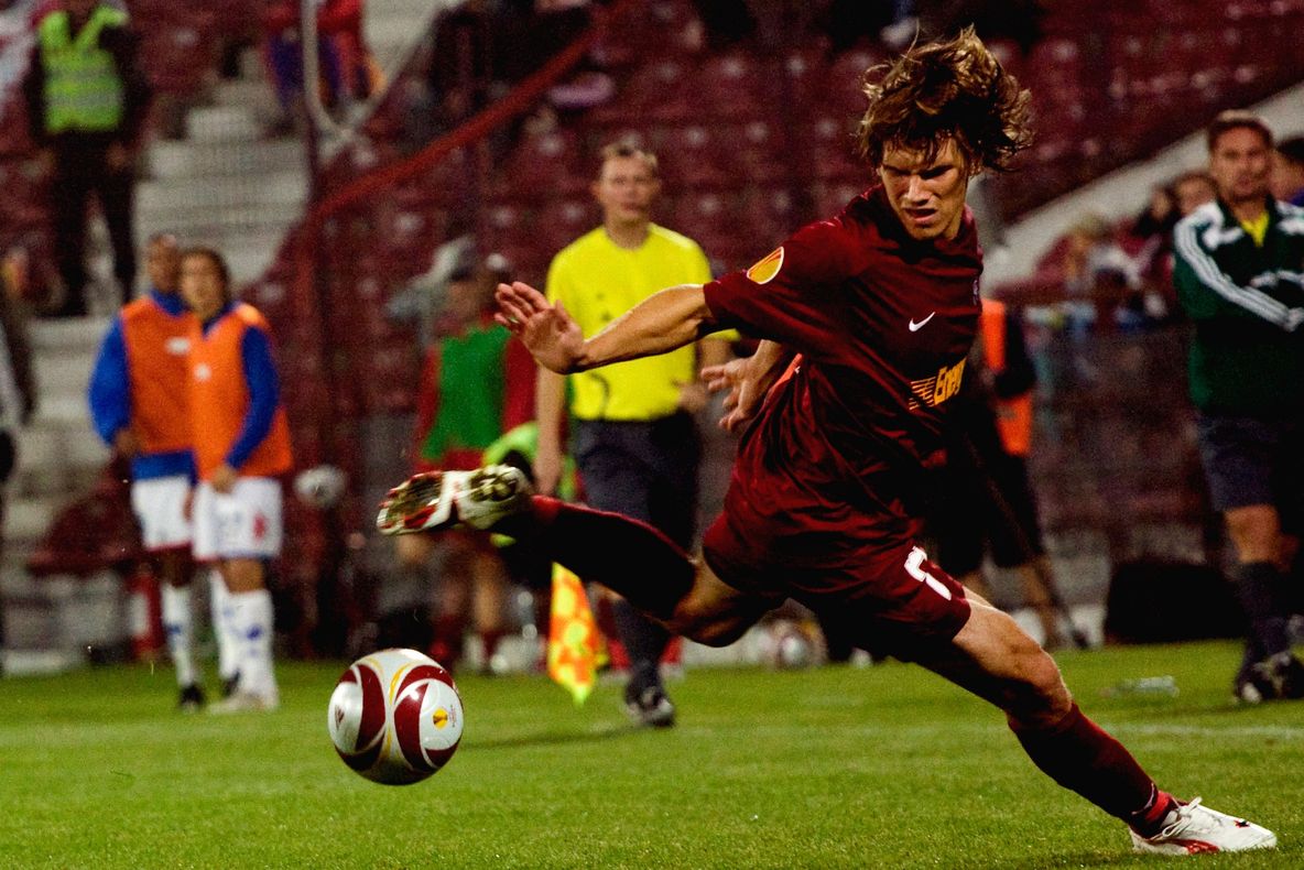 CFR Cluj în semifinalele Cupei, după un meci cu cântec