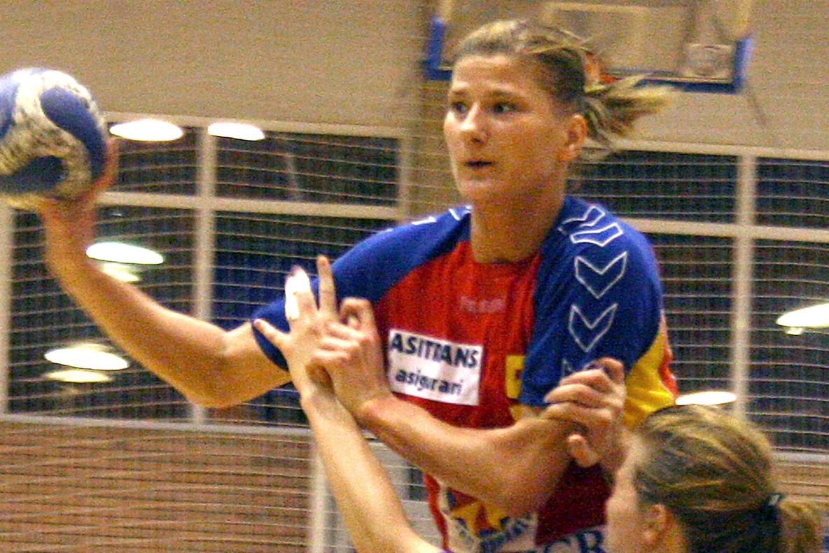 Carmen Amariei: Vrem să ajungem în finala CM şi să pierdem argintul