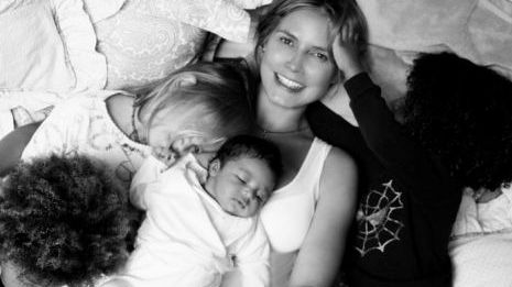 Primele fotografii cu micuţa Lou, fiica lui Heidi Klum şi Seal - VEZI GALERIE FOTO