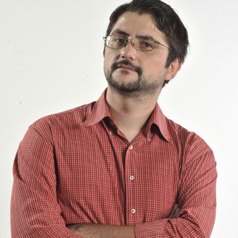 Costi Rogozanu: Eroarea fatală a jurnalistului: "Patronul meu e mai bun decât al vostru"