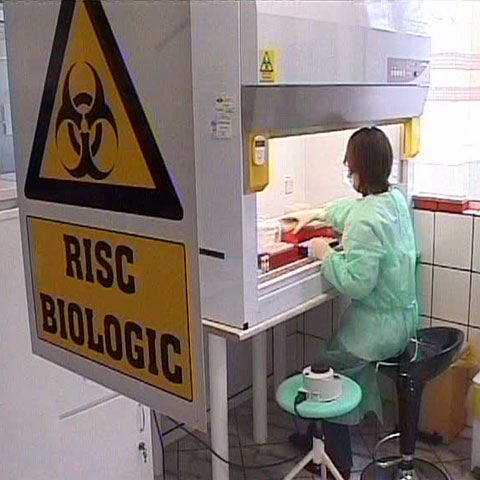 Un adolescent din Piteşti a fost diagnosticat cu gripă nouă