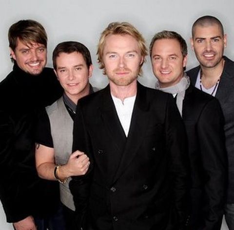 Trupa Boyzone va lansa un album în memoria lui Stephen Gately