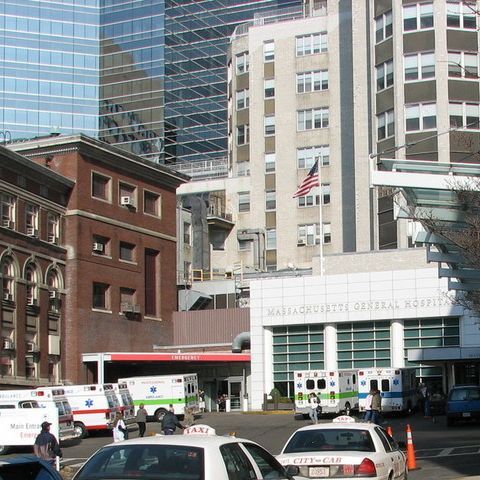 Numărul cazurilor de gripă nouă a crescut cu 40% în SUA