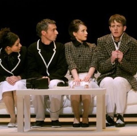 "Cântăreaţa cheală" este de talia pieselor lui Shakespeare, spune directorul "Cie Les Intempestifs"