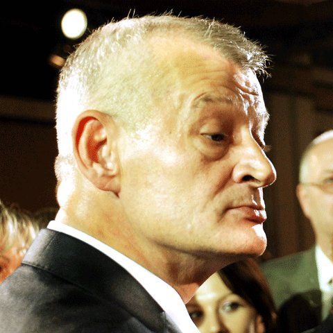 Oprescu spune că, potrivit unor analize, 88% din electoratul său va vota în turul doi cu Băsescu