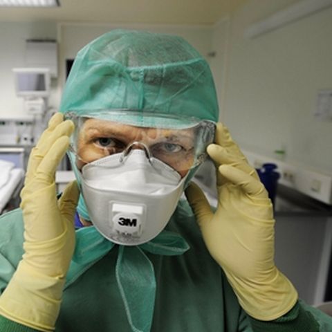 Un bebeluş în vârstă de trei luni din Filiaşi a fost diagnosticat cu gripă porcină