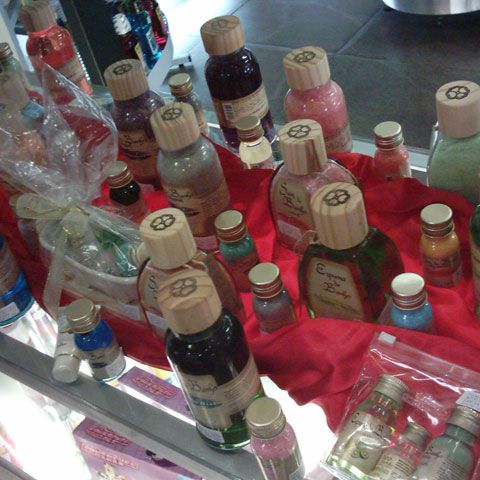 Trei doctoriţe şi o farmacistă, trimise în judecată pentru eliberare de droguri pe reţete false 