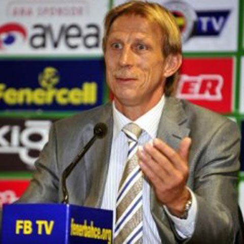 Liga Europa - Christoph Daum crede că Fenerbahce va avea un meci dificil contra Stelei