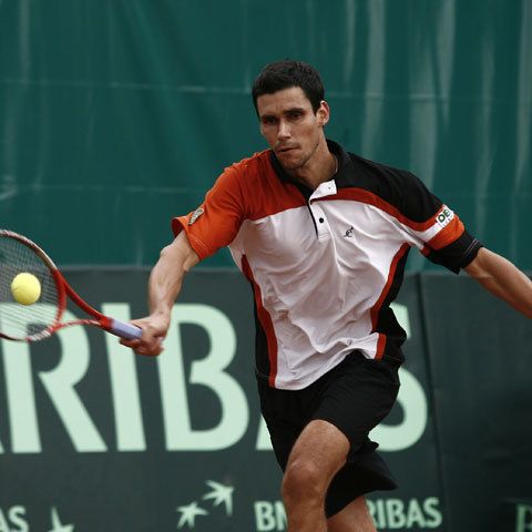 Tenis - Victor Hănescu a fost eliminat în primul tur al turneului de la Valencia