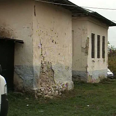 Grădiniţa din localitatea prahoveană Vâlcăneşti, la un pas de prăbuşire 