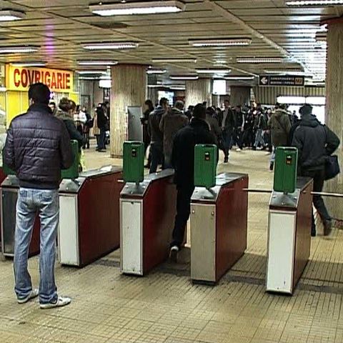 Angajaţii de la Metrorex au ameninţat cu declanşarea grevei generale 