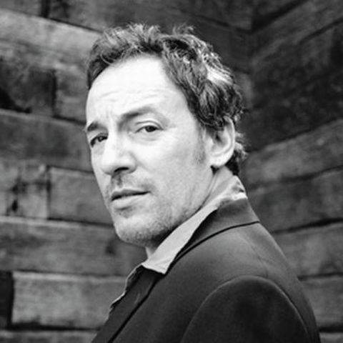 Bruce Springsteen lucrează la un volum autobiografic