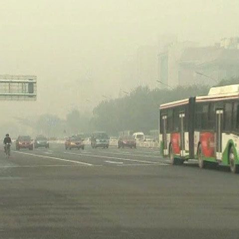 Mai multe şosele din nordul Chinei au fost închise din cauza ceţii 