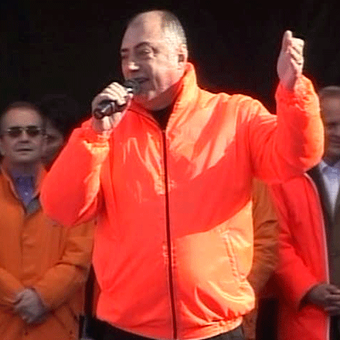 Antonie Solomon: Dinescu, dacă vrea să rămână în Oltenia, să îşi schimbe purtarea!