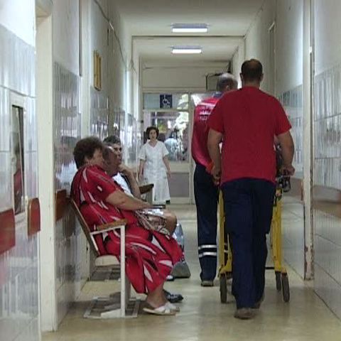 Protest spontan la unităţile de primire urgenţe din Iaşi