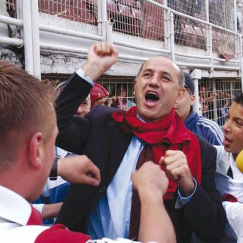 Rapid valorează de şase ori mai puţin decât averea lui Copos 