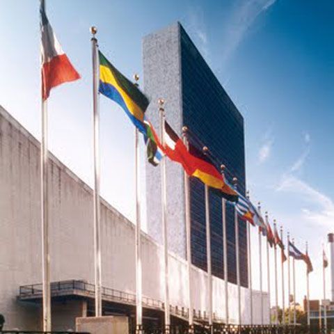 Trei misiuni diplomatice la ONU, care au primit scrisori cu praf alb, au fost decontaminate