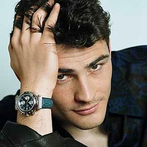 Iker Casillas, cel mai frumos fotbalist în 2009. Vezi care sunt cei mai sexy jucători! - GALERIE FOTO