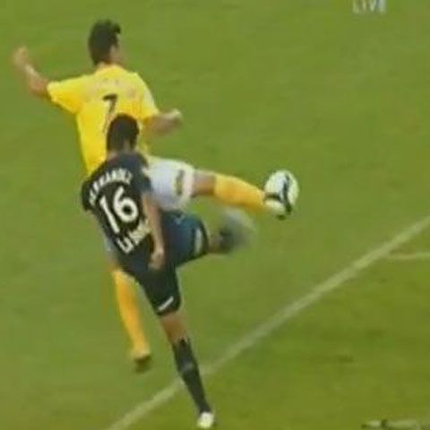 VIDEO / Accidentare extrem de dureroasă, într-un meci din prima ligă din Australia