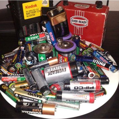 Nu aruncaţi bateriile la coş, sunt toxice. Reciclaţi-le!