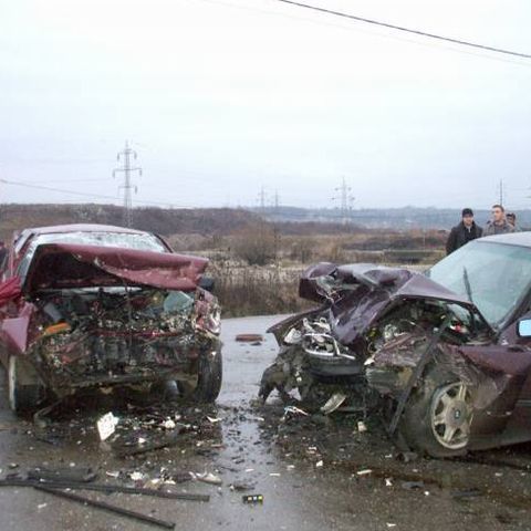 Trei persoane  au murit într-un accident rutier la Cluj
