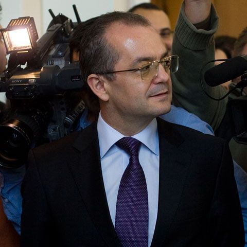 Boc: Indiferent cine câştigă alegerile în România, R. Moldova va avea un susţinător la Bucureşti