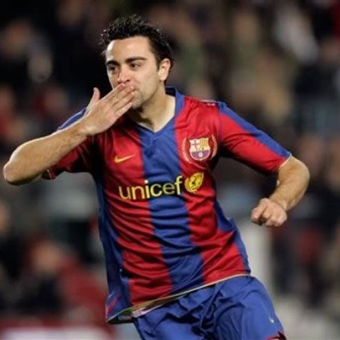 Del Bosque: \"Xavi reprezintă o specie de jucător pe cale de dispariţie\"