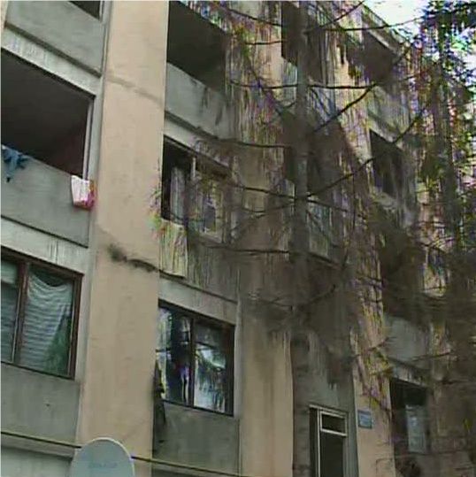 Adăpostul pentru femei cu risc social din Sf. Gheorghe se află într-un bloc mizerabil