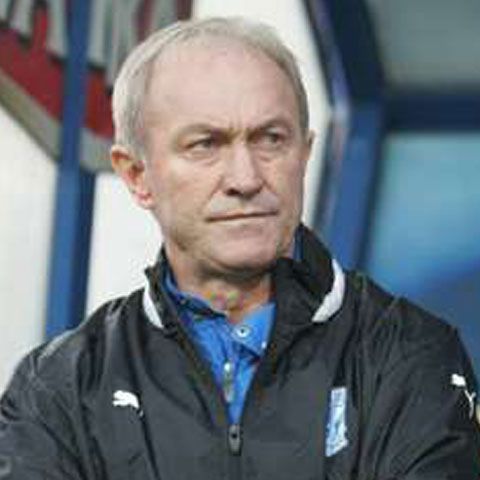 Smuda acuză starea gazonului pe de stadionul Legia după înfrângerea cu România