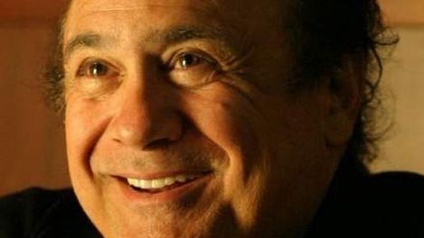 Danny DeVito despre o scenă nud: Mă simţeam ca şi cum aş fi fost un porc uns cu grăsime