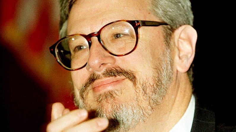 Cartea fostului ambasador Jim Rosapepe dă la o parte miturile despre România