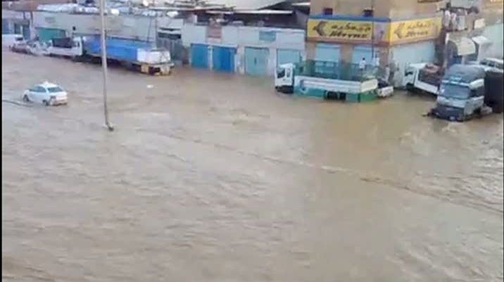 48 de oameni au murit în inundaţiile au lovit Arabia Saudită 