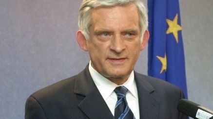 Preşedintele PE cere miniştrilor statelor UE să nu ofere acces SUA la datele bancare ale europenilor