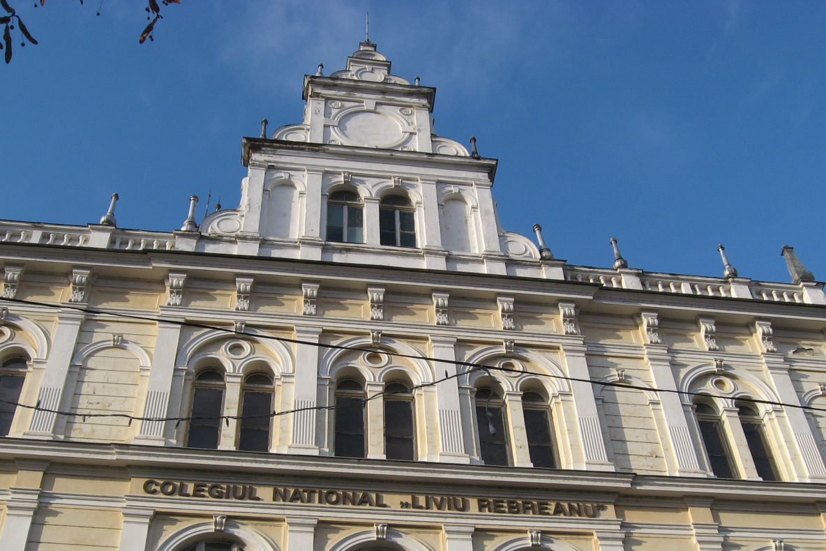 Colegiul Naţional Liviu Rebreanu din Bistriţa a fost ales să participe la Gala 10 pentru România