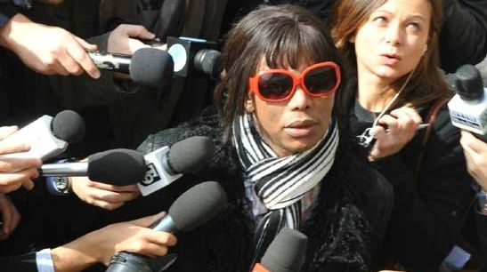 Un transsexual implicat într-un scandal politic a fost găsit mort la Roma 